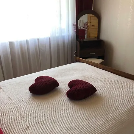 Apartment Gratarre 2